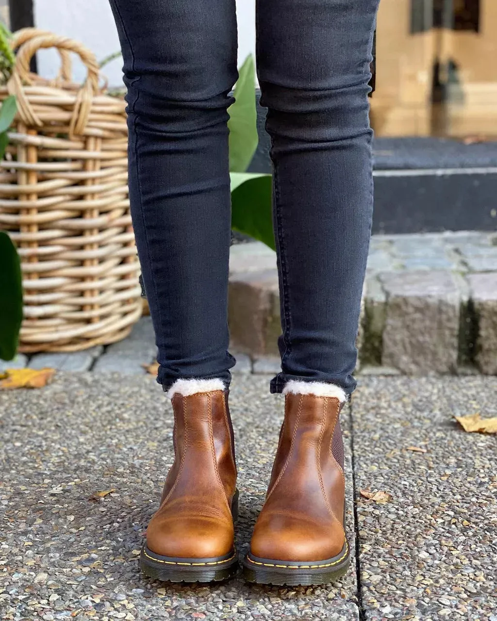 2976 Leonore Faux Fur Lined Chelsea Boots - Butterscotch Orleans