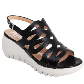 D9003 - Black Patent