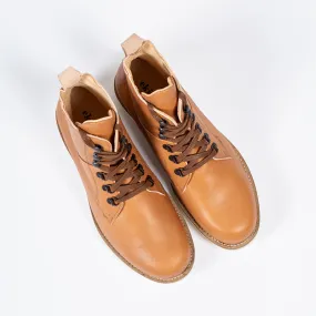 Ekn Cedar Leather Boot in Camel