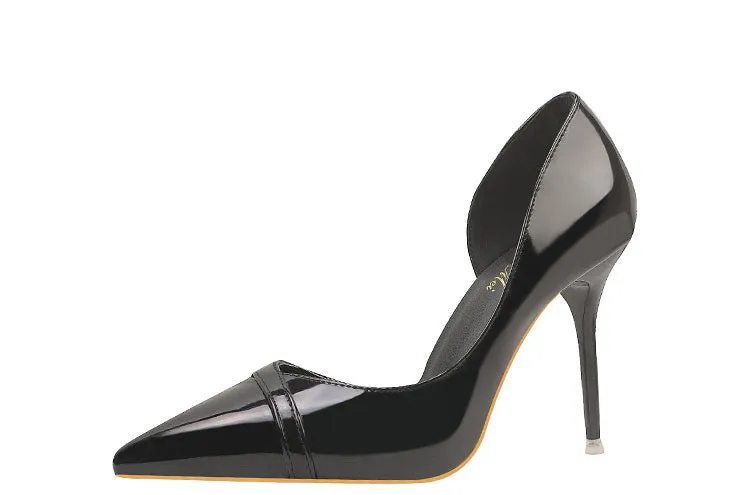 Fashionable and minimalist high heels