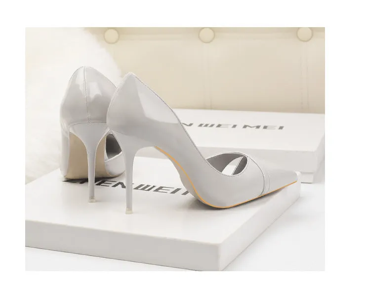 Fashionable and minimalist high heels