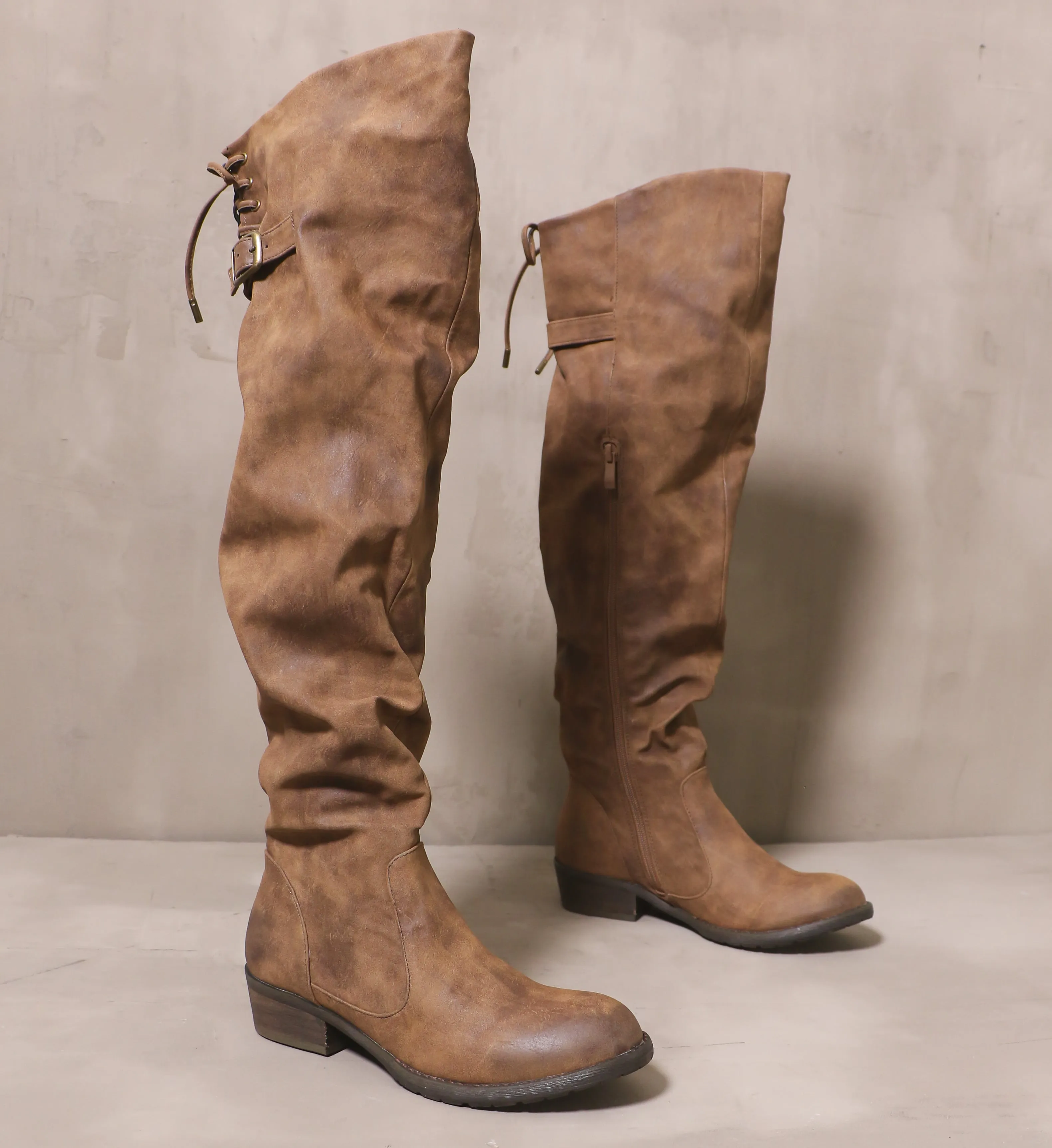 I KNEE'D A COFFEE BOOT