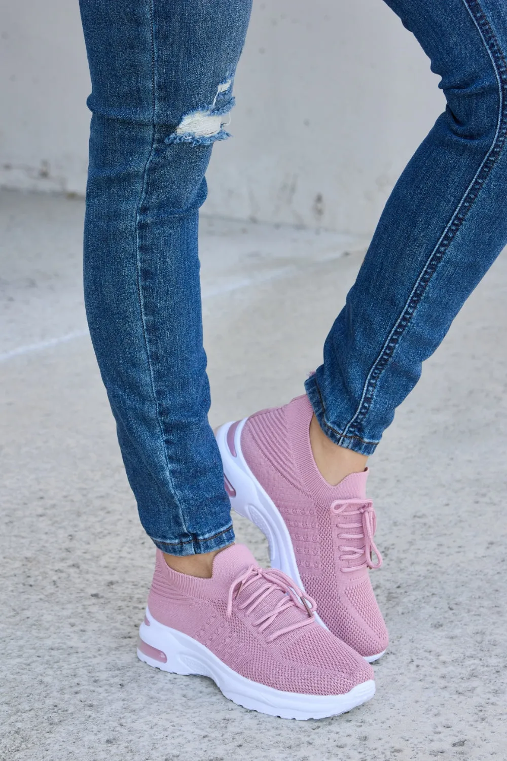 Lace-up Round Toe Athletic Shoes