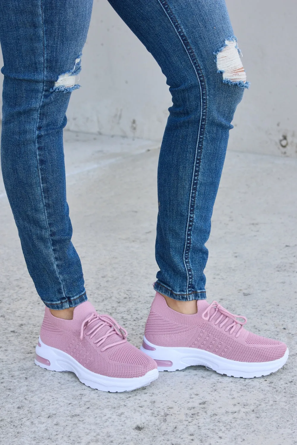 Lace-up Round Toe Athletic Shoes