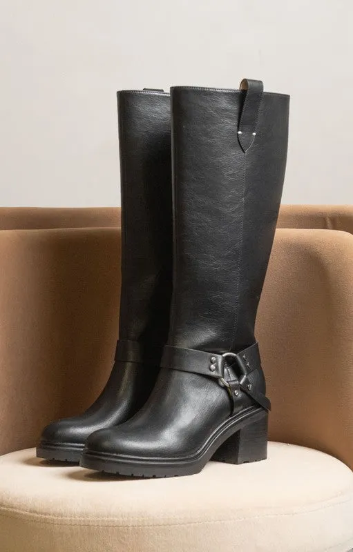 Leanne Boots