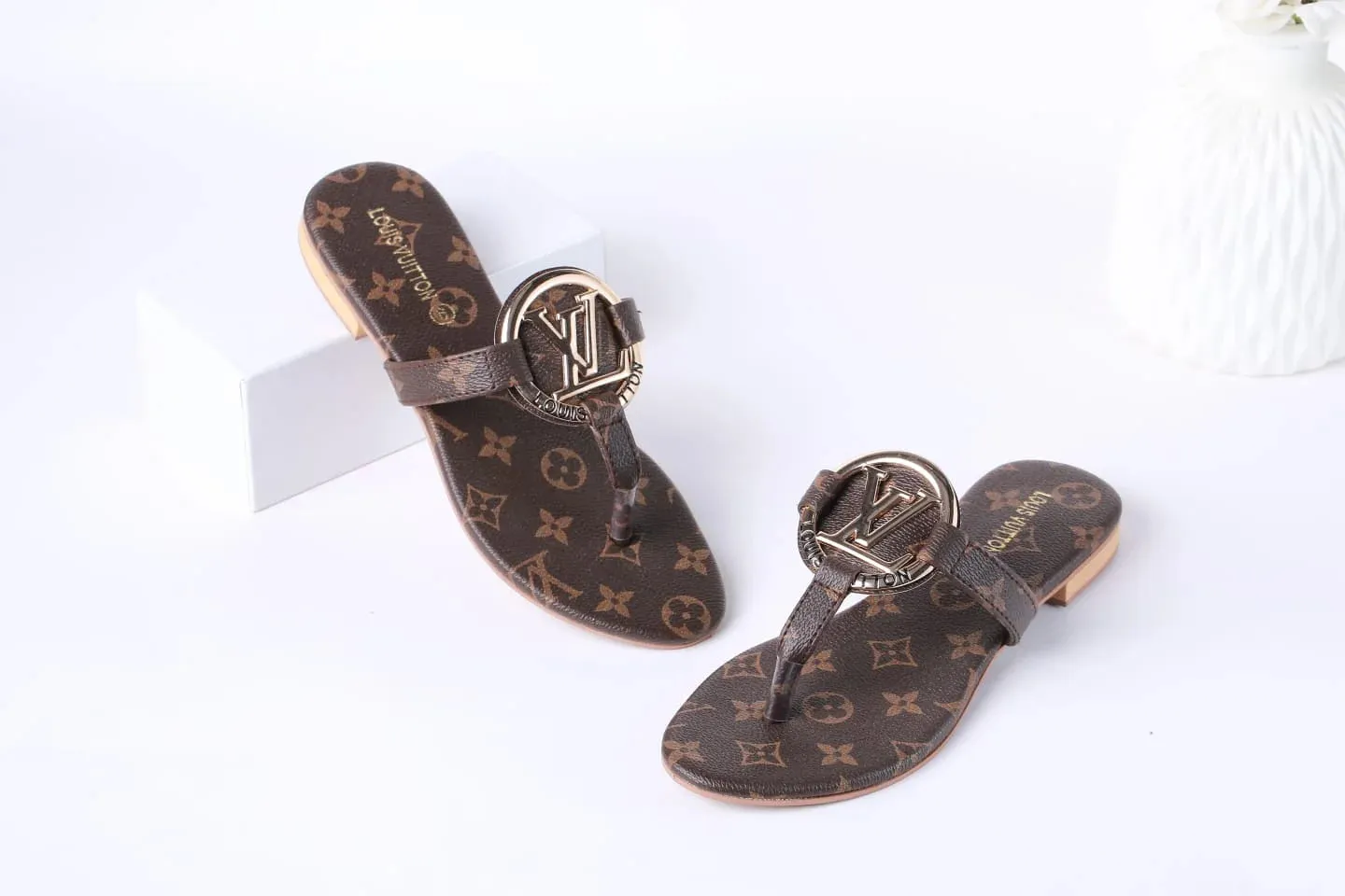 LV MONOGRAM CASUAL FLATS