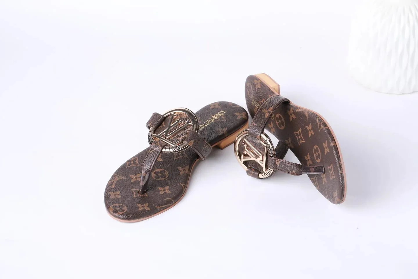 LV MONOGRAM CASUAL FLATS