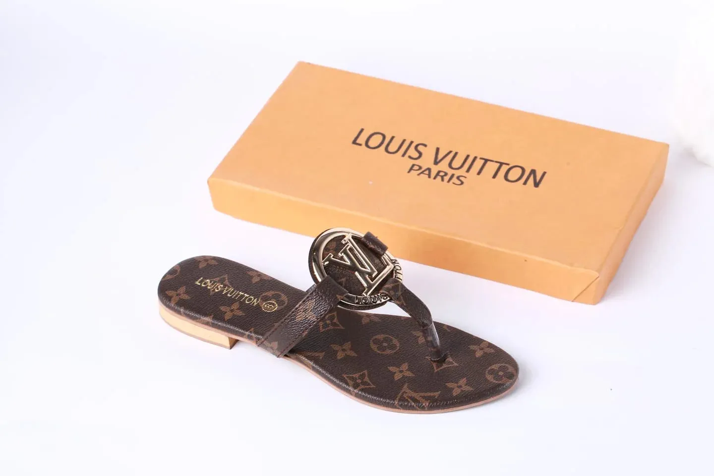 LV MONOGRAM CASUAL FLATS