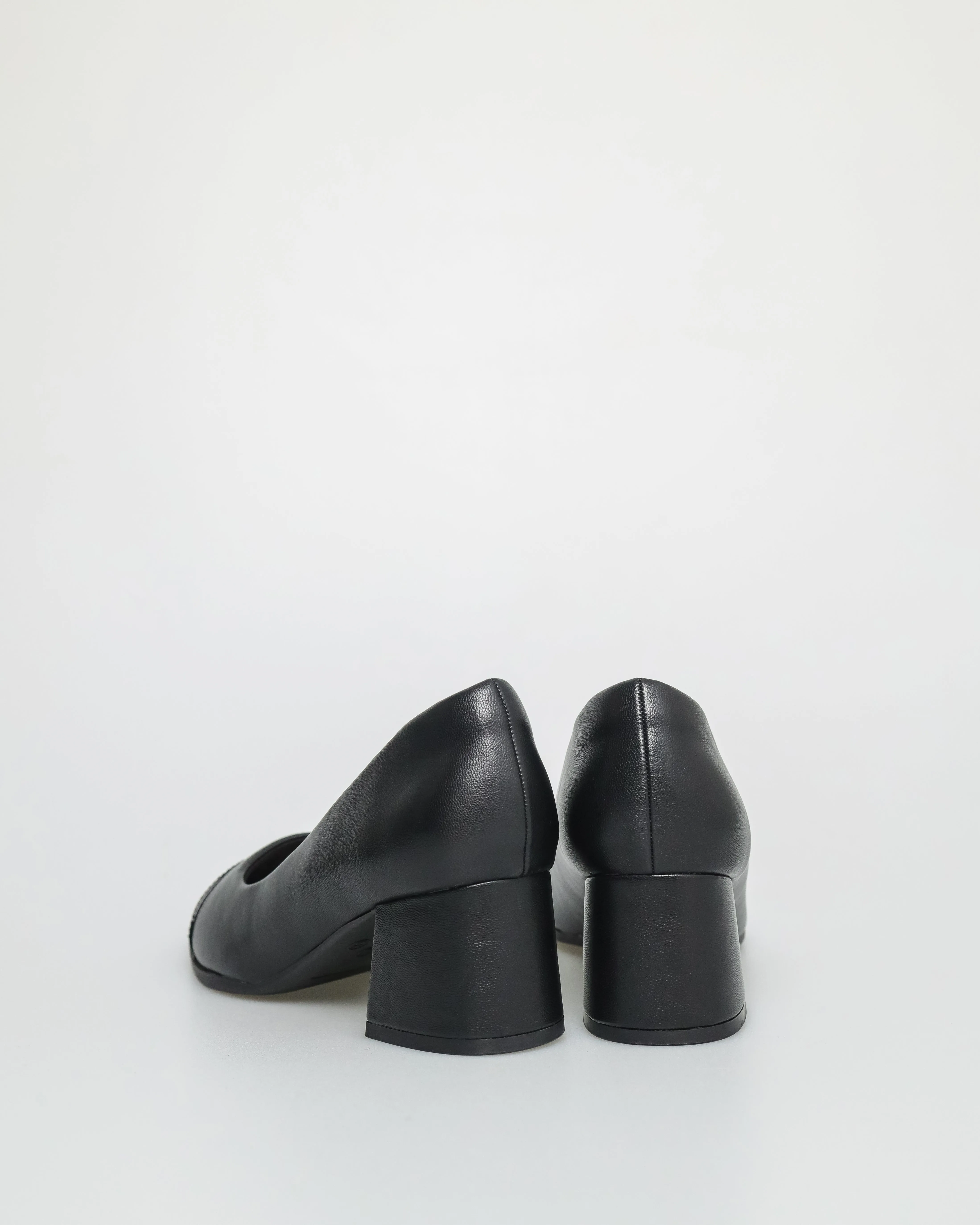 Tomaz NN305 Ladies Glossy Point Formal Heels