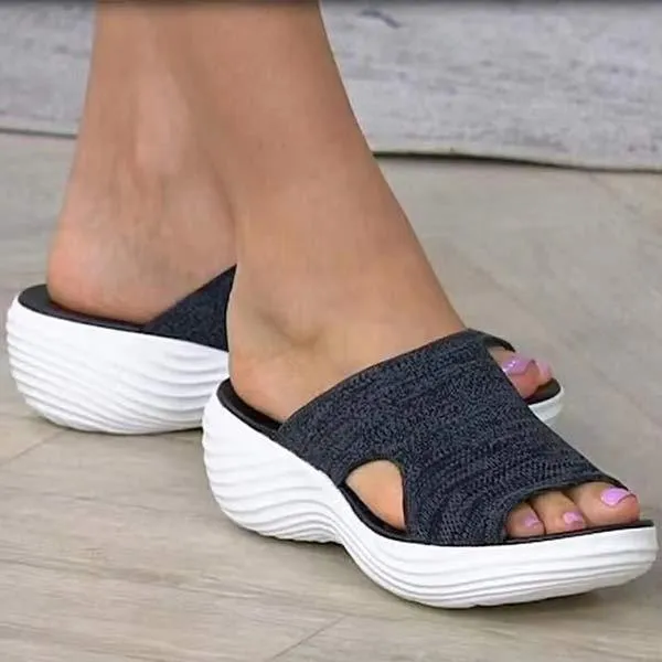 Women's Lightweight Flat Casual Sandals 68773869C