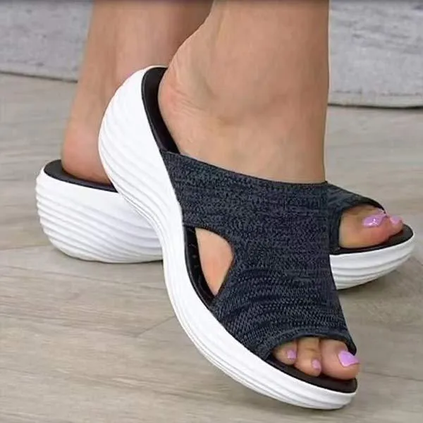 Women's Lightweight Flat Casual Sandals 68773869C