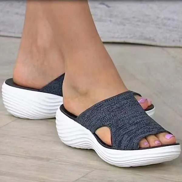 Women's Lightweight Flat Casual Sandals 68773869C